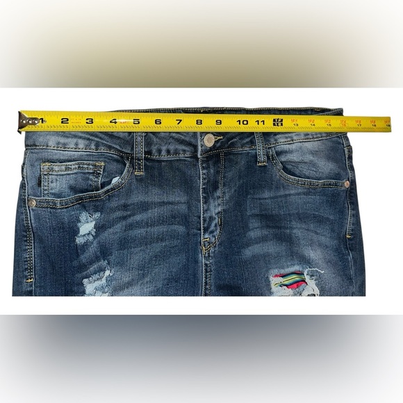 Judy Blue Womens Size 15/32 Skinny Fit Distressed Blue Mid Rise Denim Jeans - Picture 10 of 11